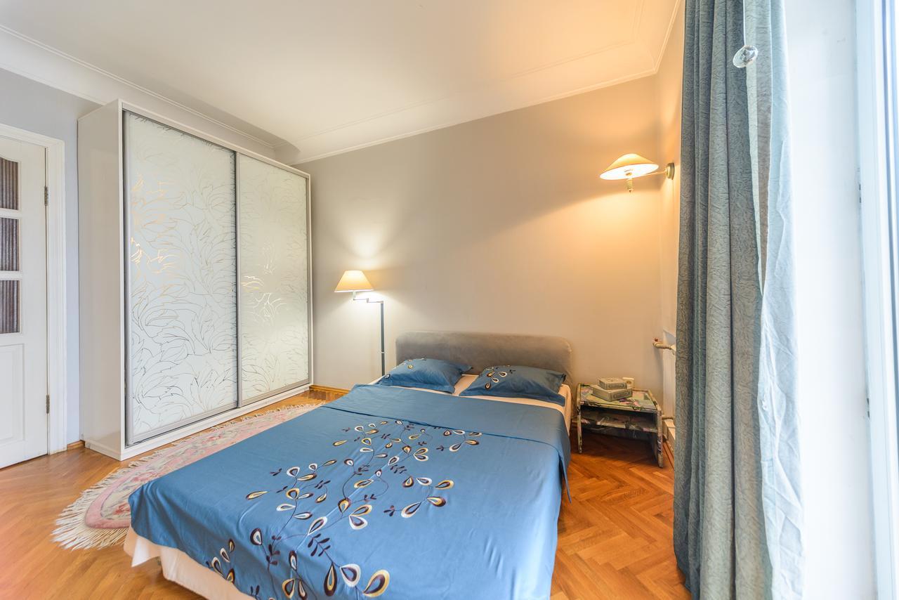 Apartment Near Olympic Stadium Kiev Exteriör bild